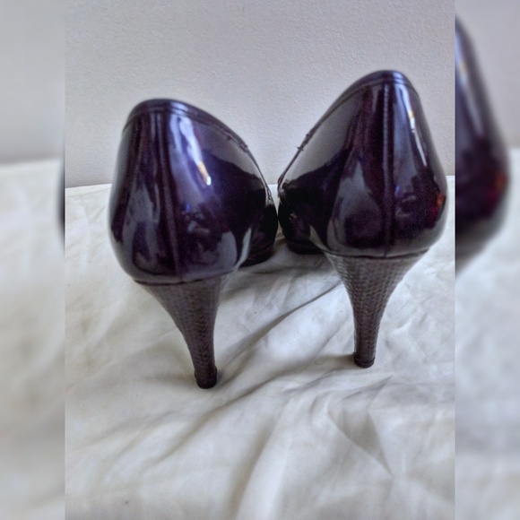 Bandolino Purple High Heels - Picture 3 of 5